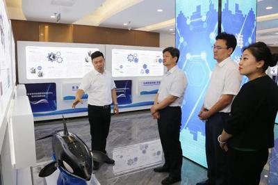 王鋒調研市南區金融與科技服務機構，聚焦科技中介服務發展